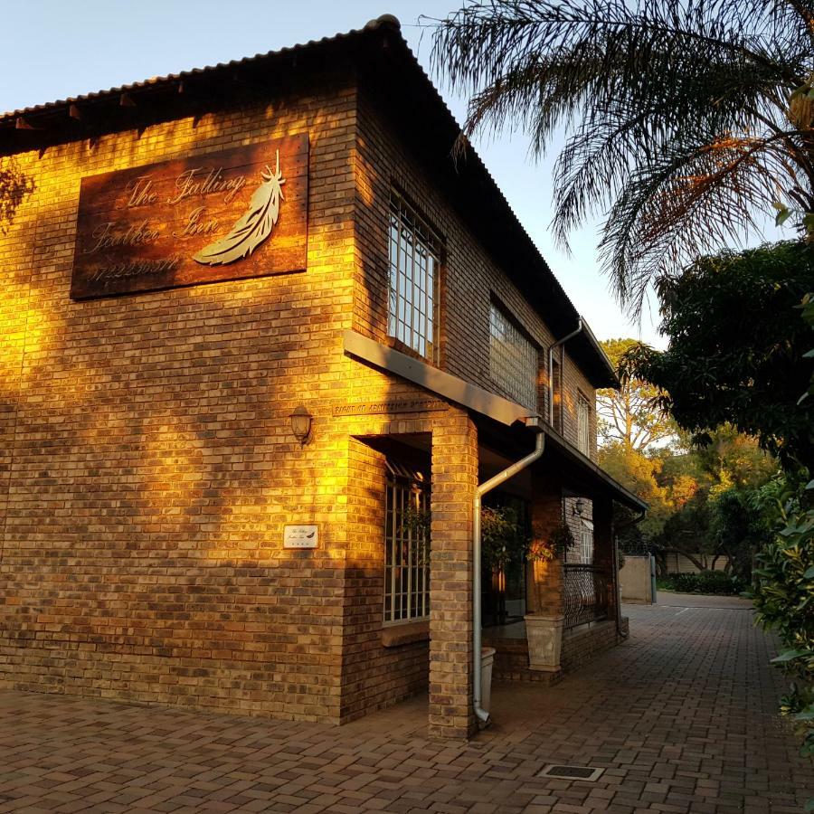 Falling Feather Inn Pretoria-Noord Exterior foto